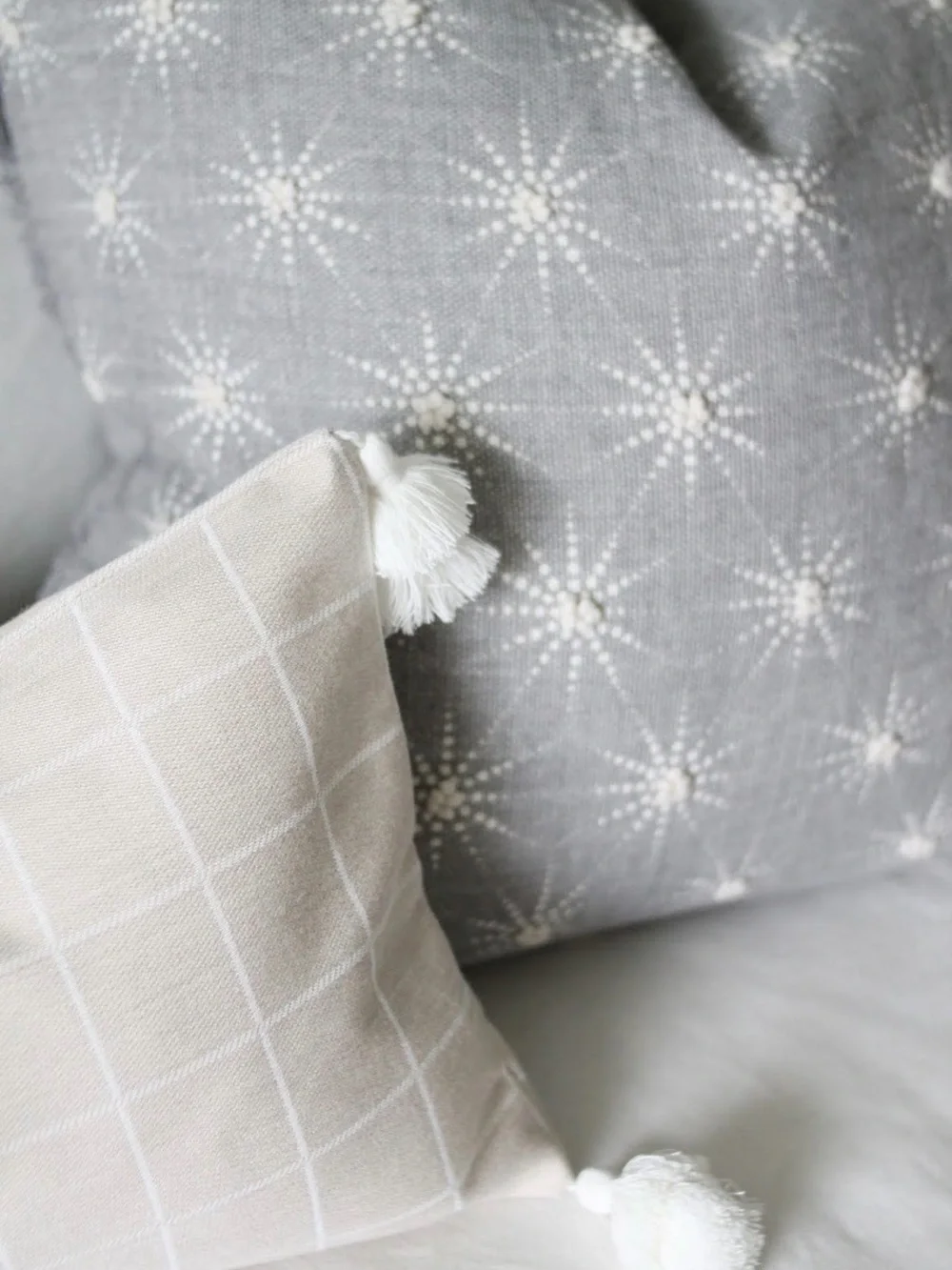 Serena & Lily Seascape Pillow Covers – Set of 2 (24″ Linen, Smoke)